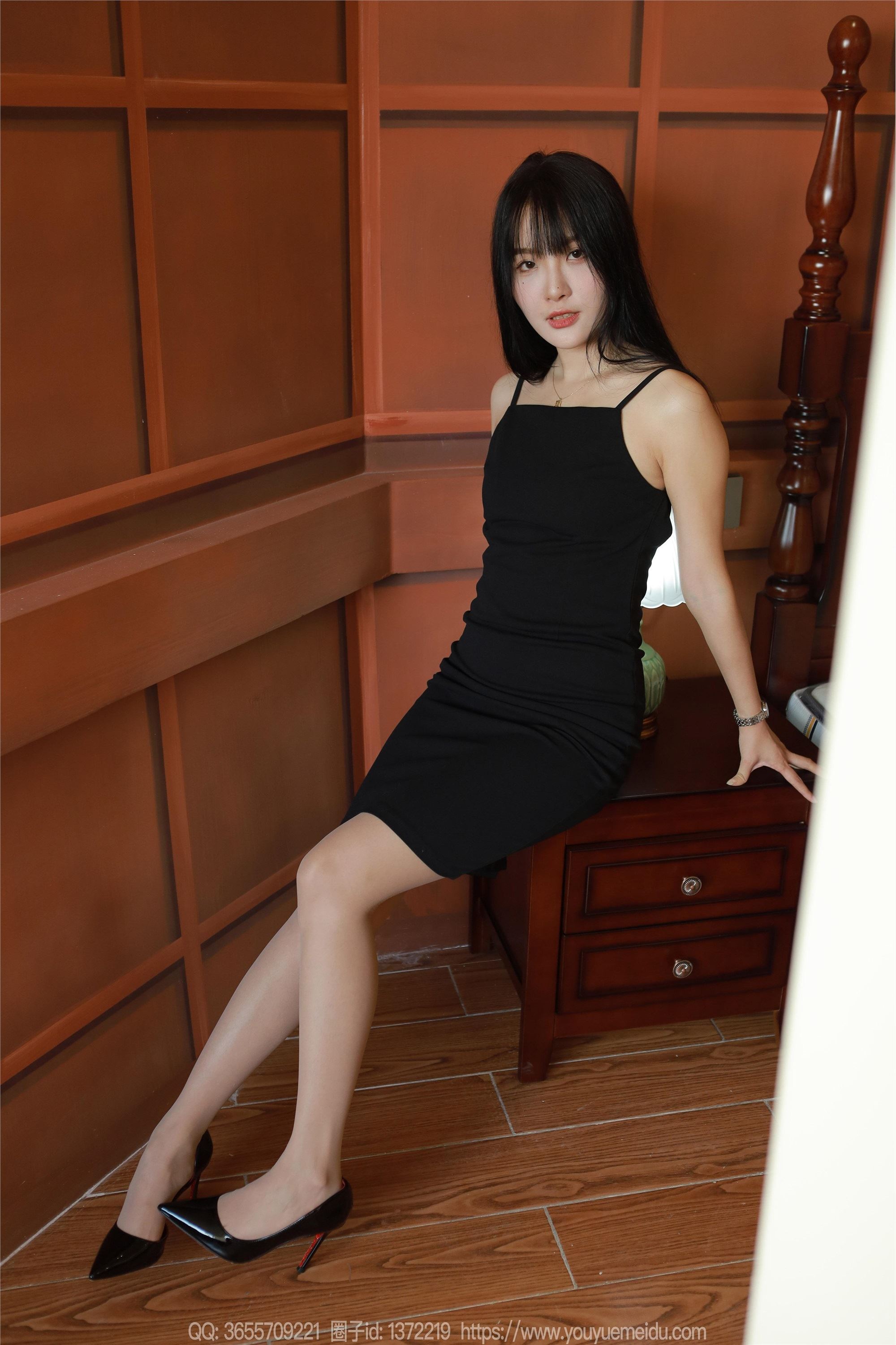 IESS异思趣向  2024.09.22 丝享家 1852 婉萍《黑色礼裙（上）》